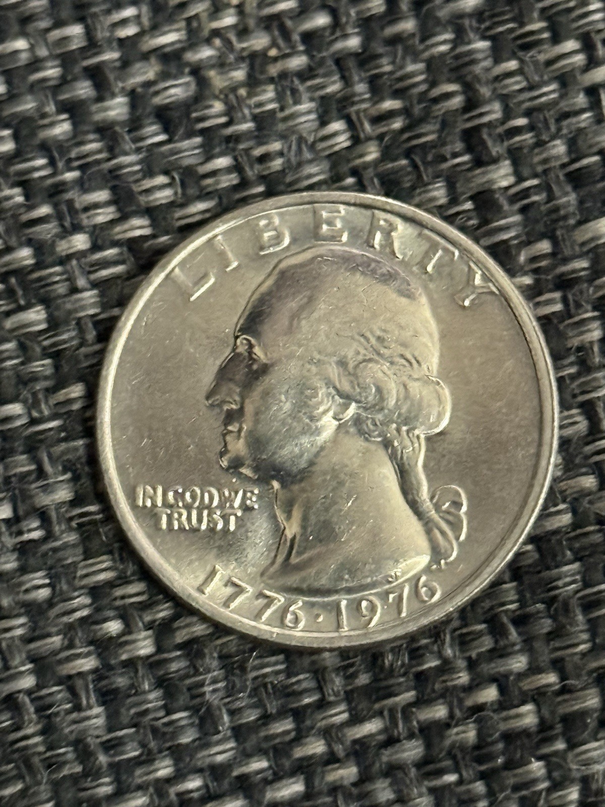 1976 Bicentennial Quarter • Drummer Boy Reverse • Dual-Date U.S. Design - LC