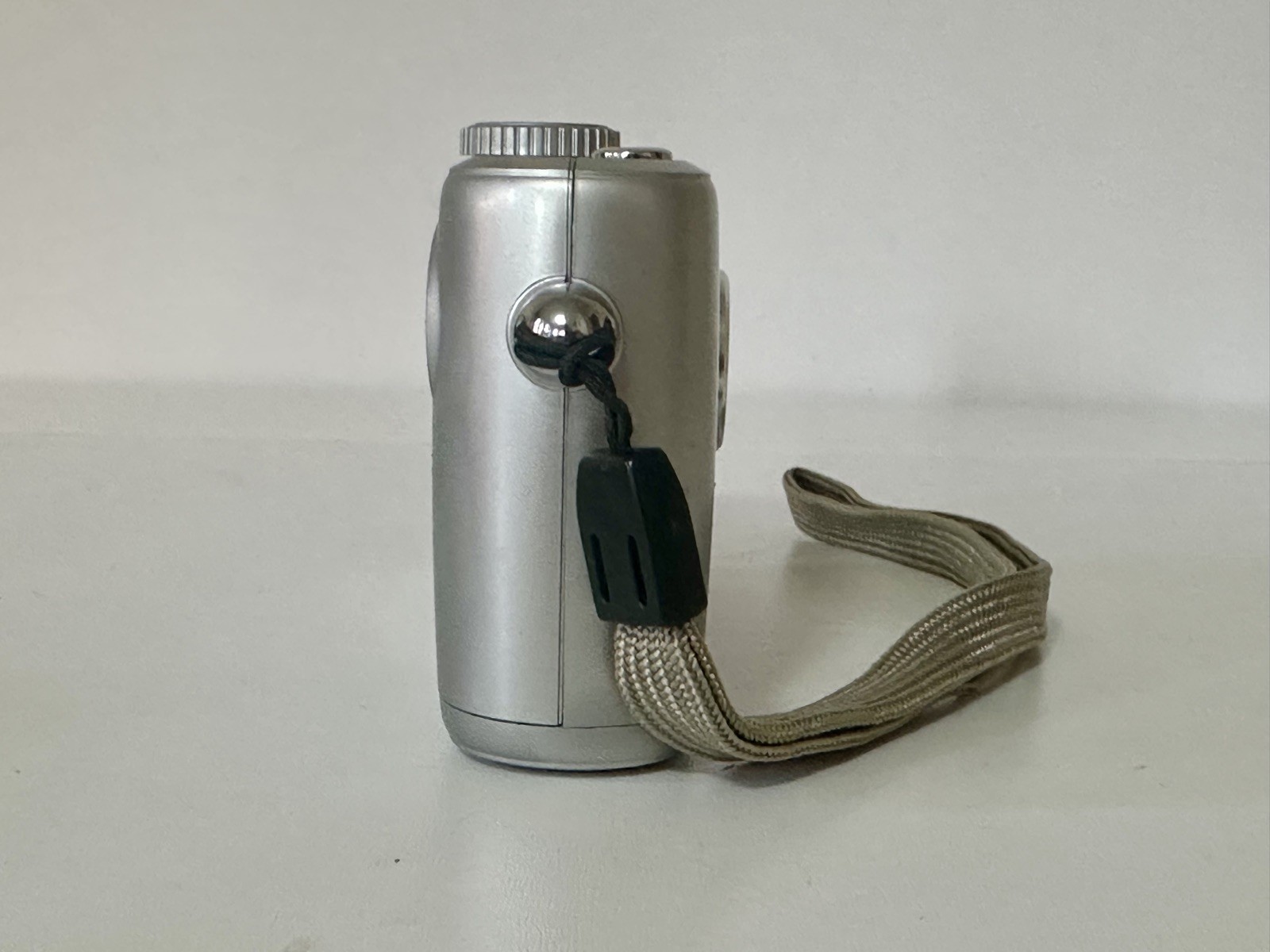 IT Works 3045 3.1MP Compact Digital Camera Silver, Fully working
