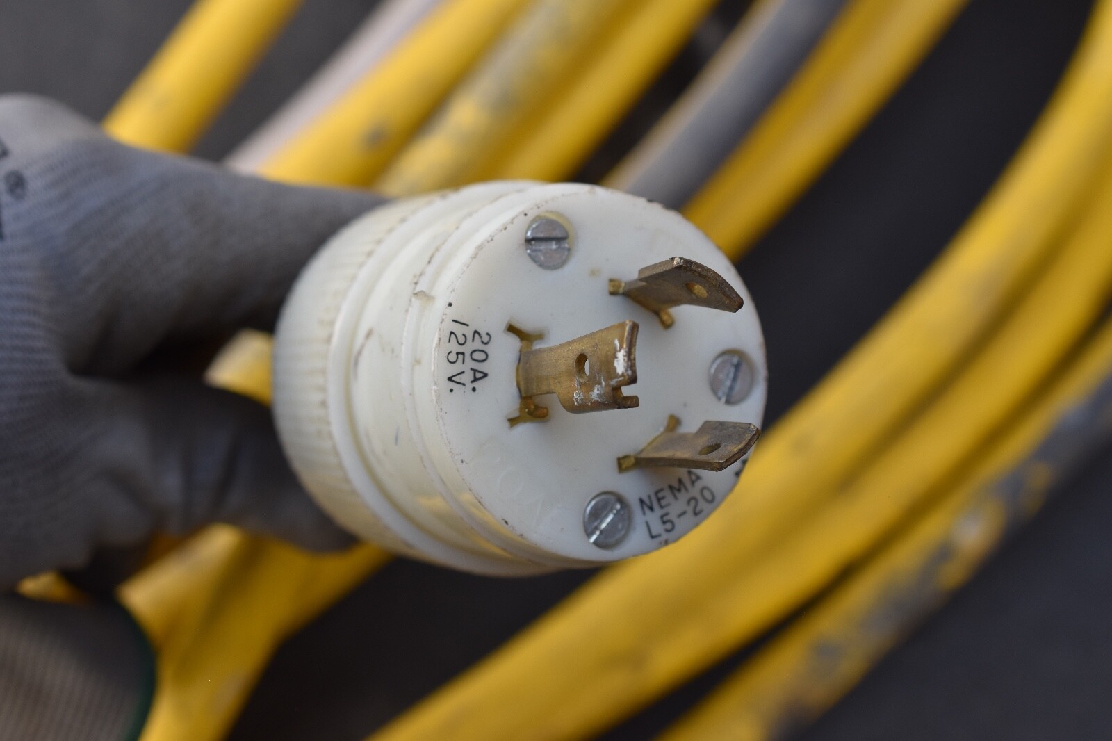 UL 100 ft. 12/3 STW-A, Temporary Construction String Lights
