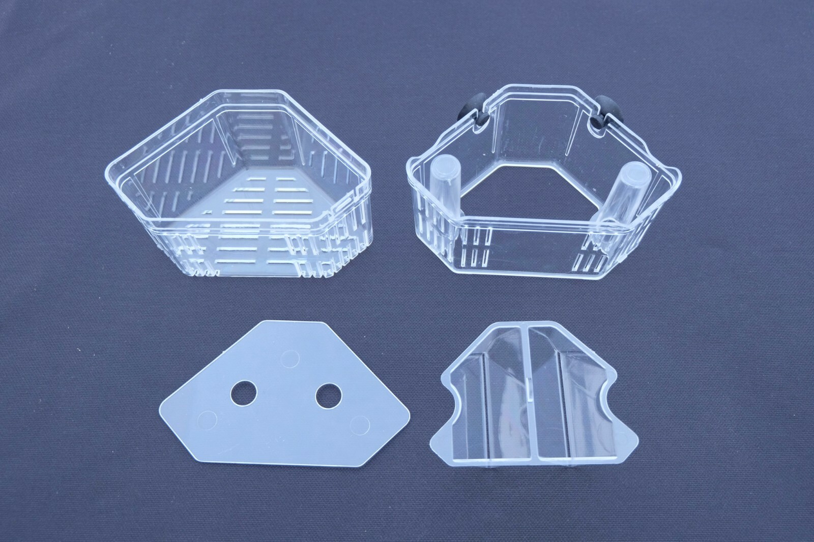 Aquarium Fish Tank Breeding Breeder Rearing Box Hatchery Isolation Case, Medium