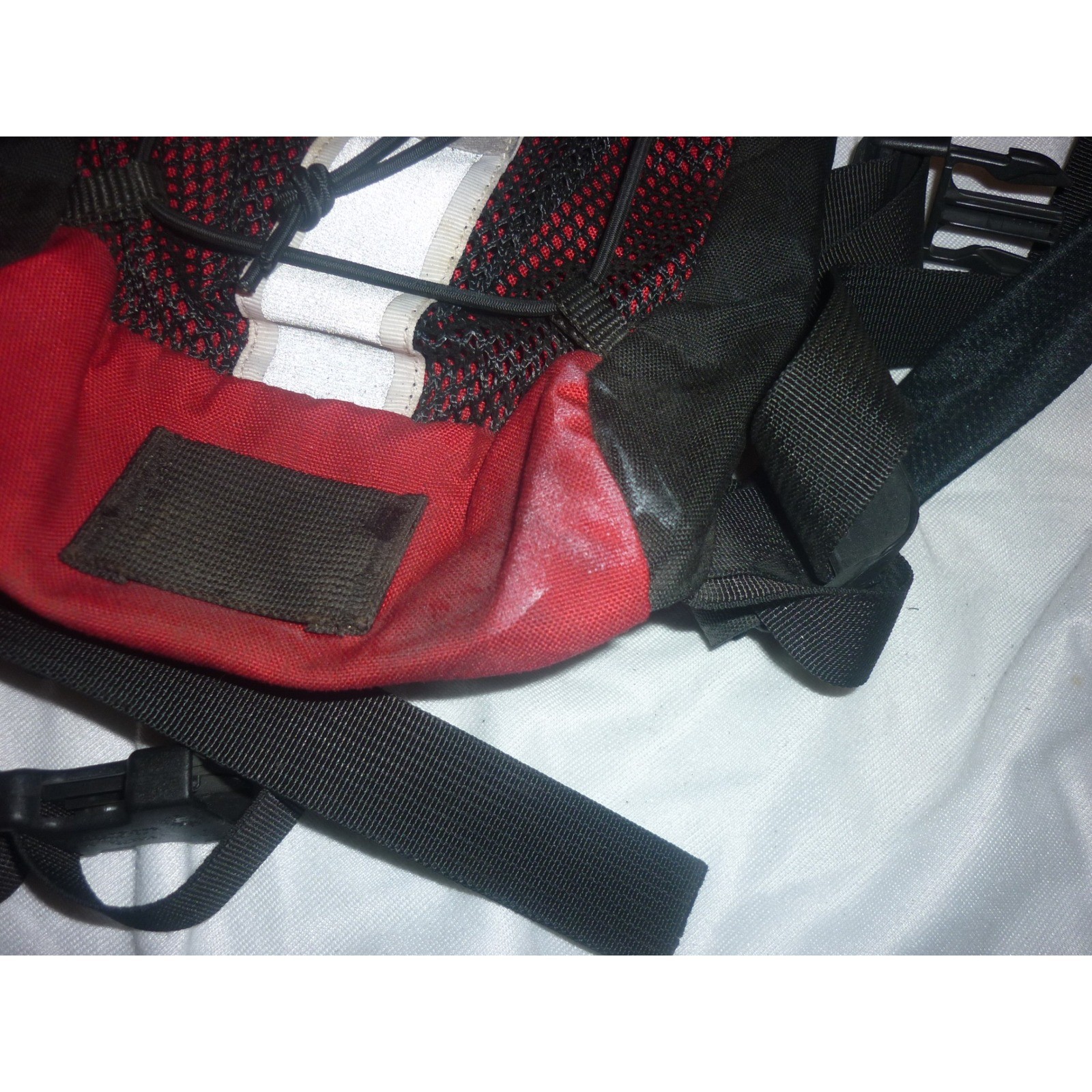 Gregory Mirage Hydration Pack Red Black Hiking Running Backpack Small Slim