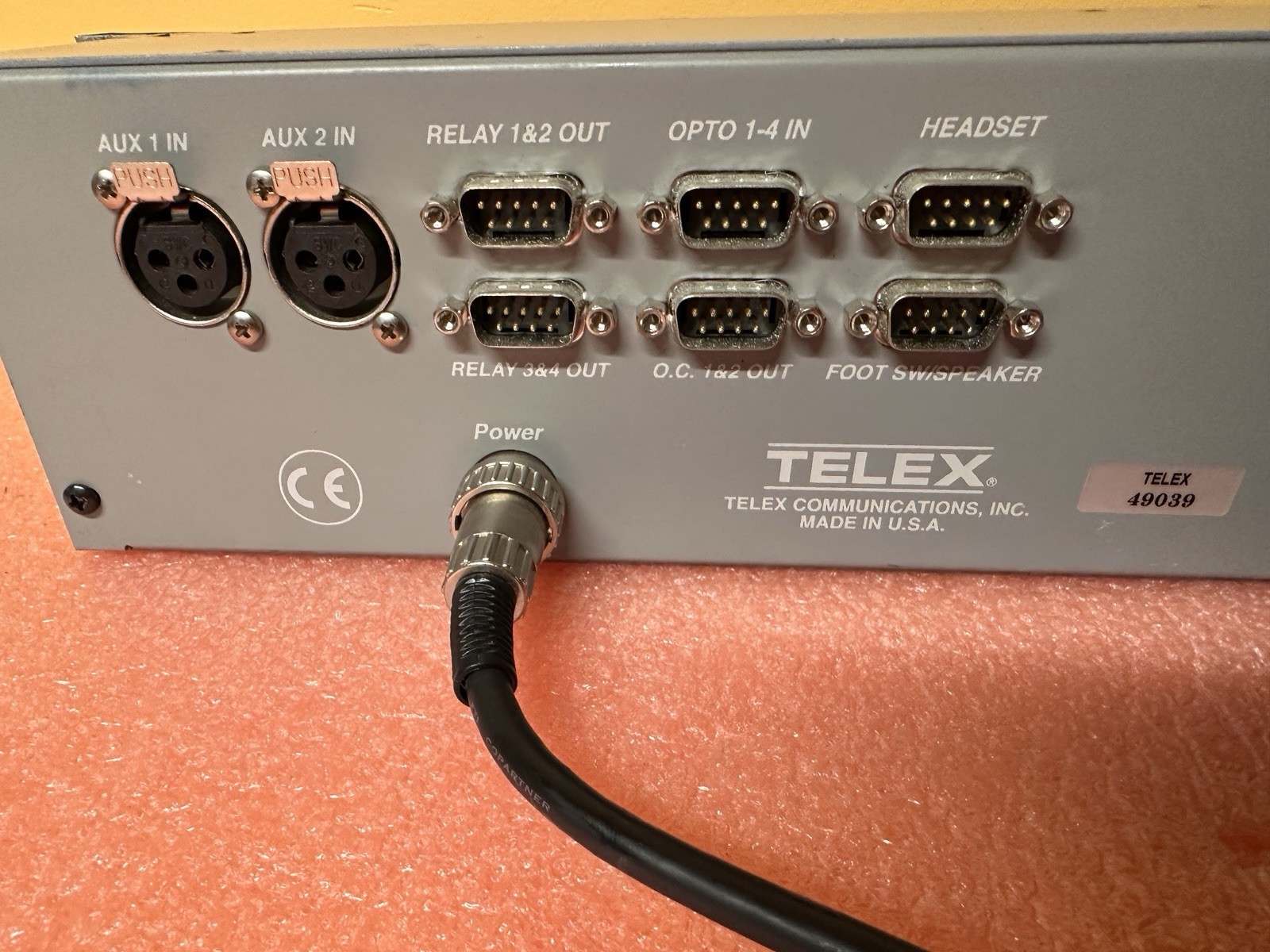 RTS Telex KP-32 4-Pin Intercom Keypanel with power supply.