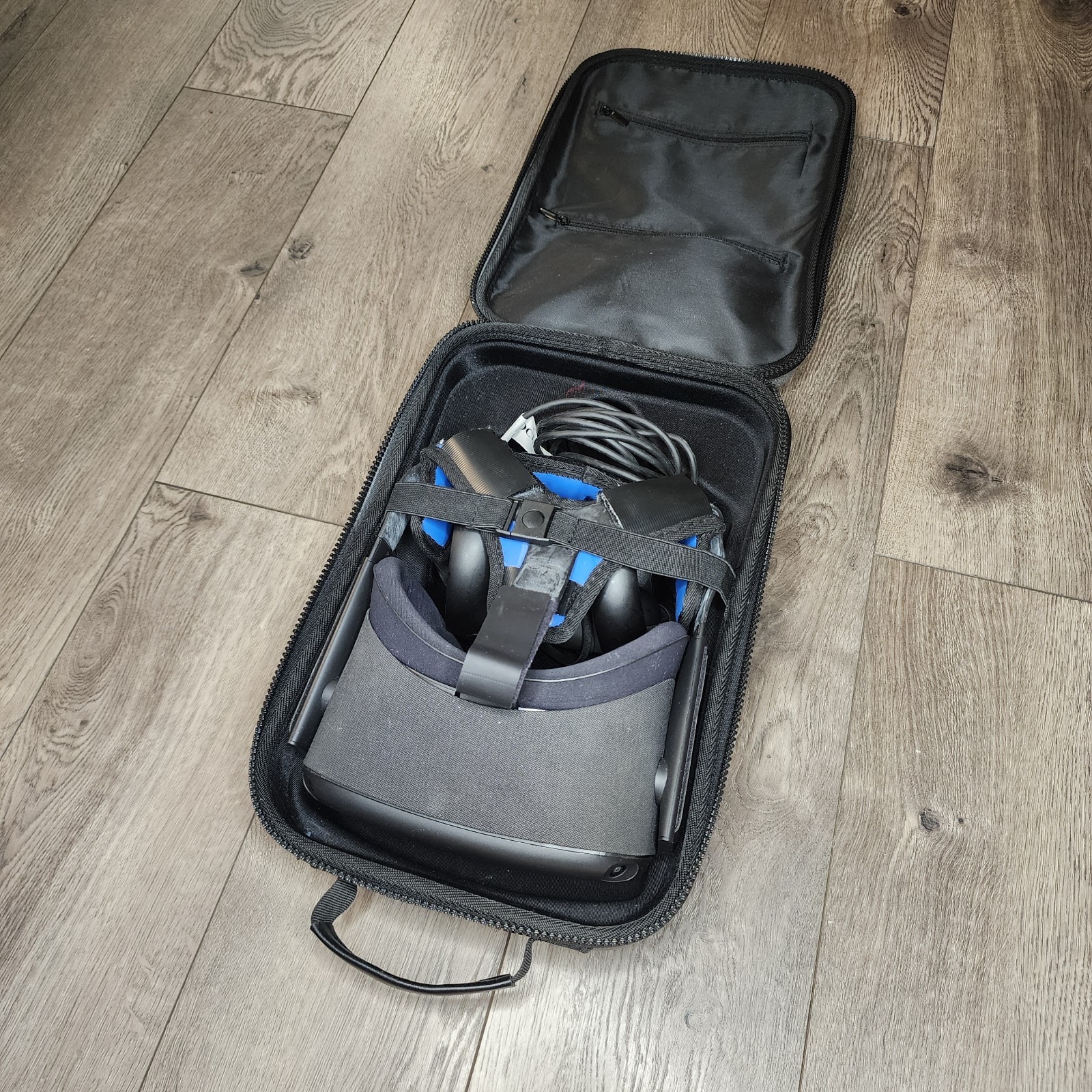 READ! Meta Oculus Quest 1 VR Virtual Reality Headset MH-B 64GB