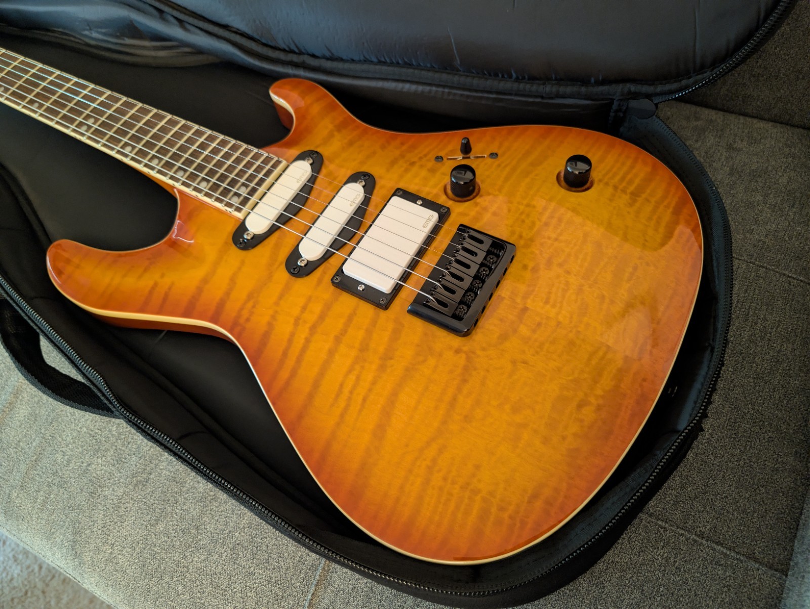 Teton 24 Fret Electric Guitar EMG 85 SA SA Flame Top Double Cut Closet Queen!