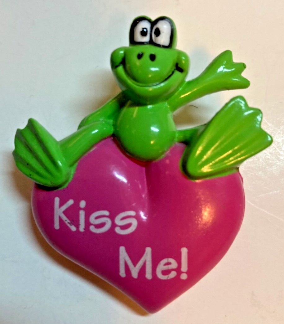 Kiss Me Valentine Frog Pin Easter Unlimited