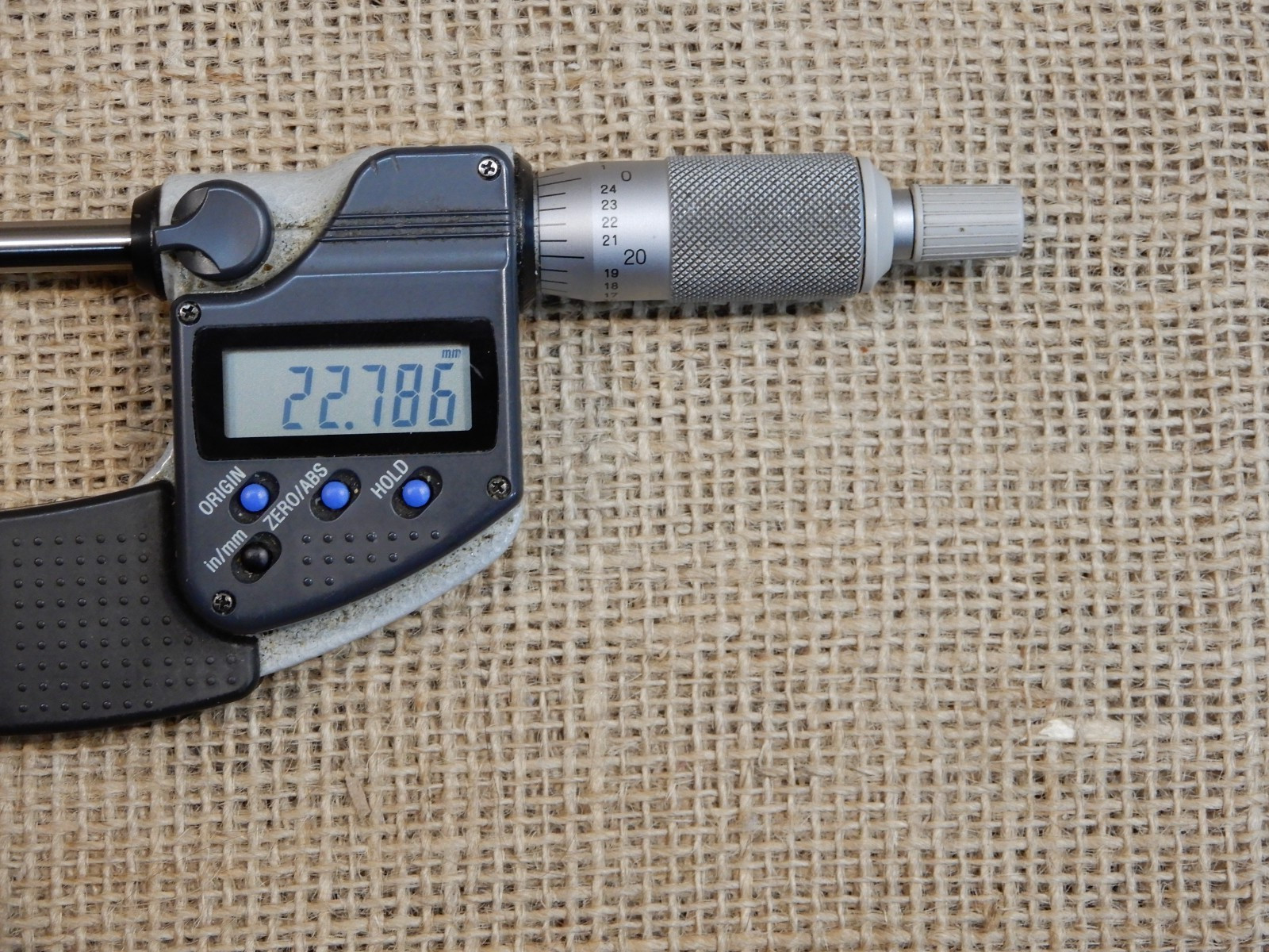 MITUTOYO - 293-336-30 Digimatic Macrometer