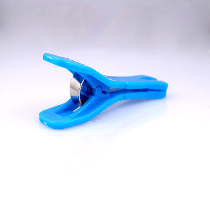 Disposable Plastic Triangle Needle Slot Clips Forceps Body Piercing Clamps 10PCS