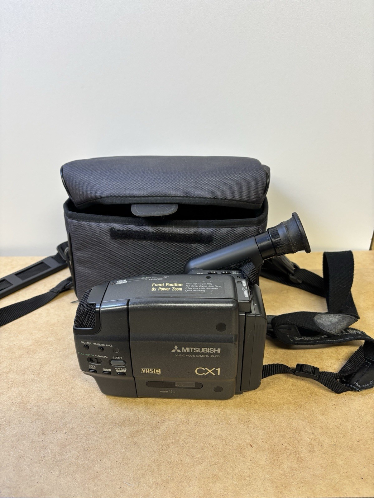 Mitsubishi HS-CX1 Video Movie Camera VHS-C PAL With case Untested