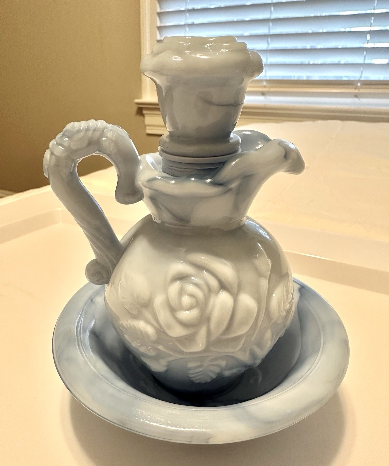 Avon Victoriana Blue Pitcher/Bowl Soap Vintage 1978 In Box Collectible Decor