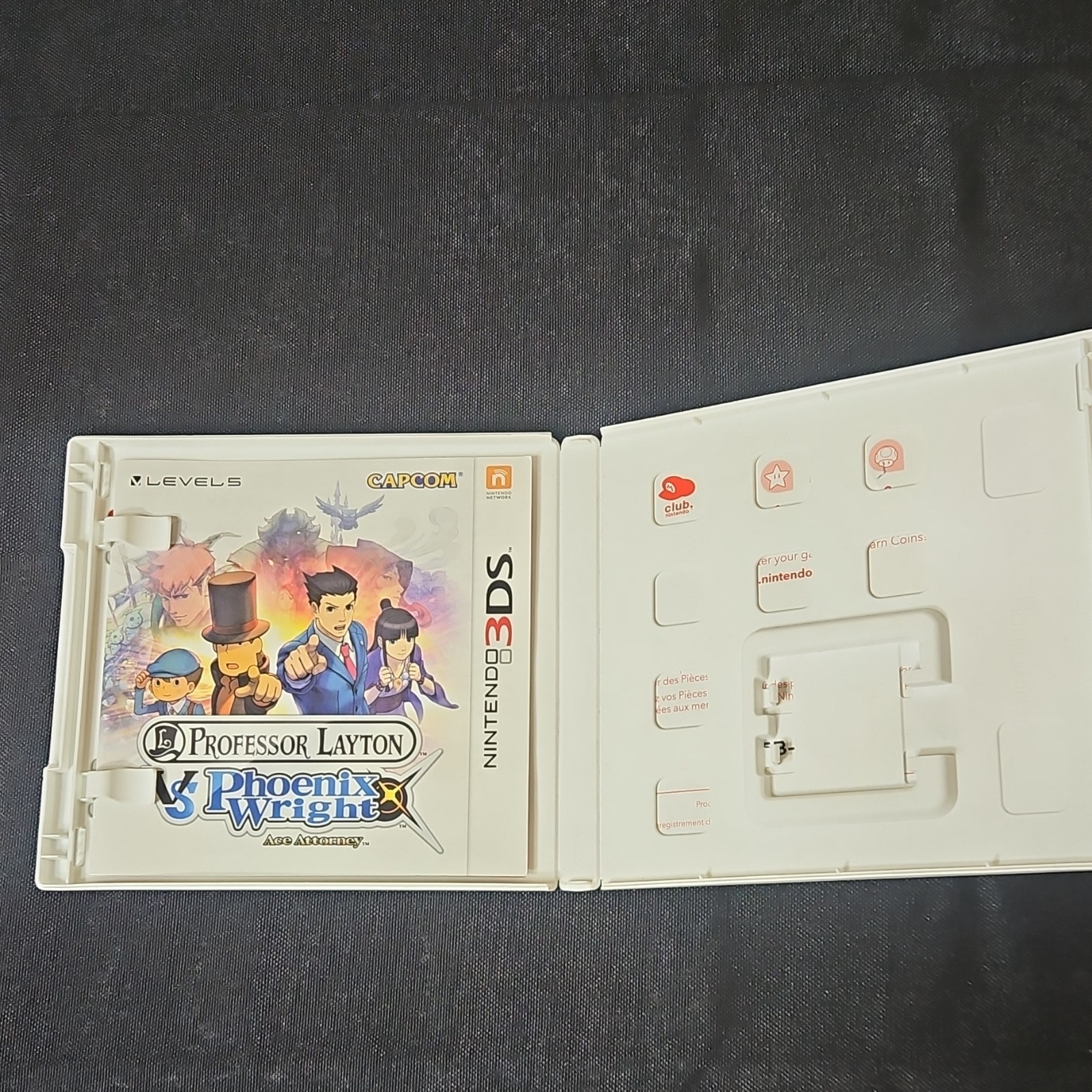 Nintendo Professor Layton vs Phoenix Wright Nintendo 3DS Case And Mannual Only