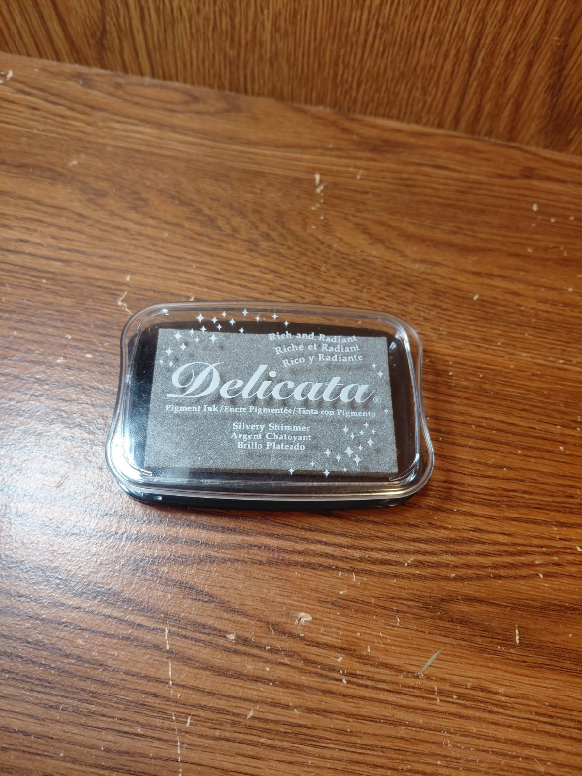 Tsukineko Delicata Non Tarnishing Silver Ink Pad 0.9oz for Stamping 3x2 Inch