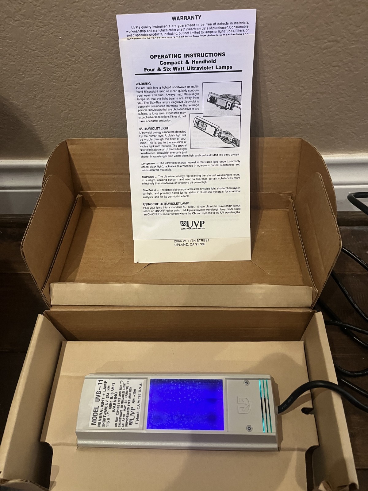 UVP Analytik Jena UVG-11 Compact Lightweight Shortwave UV Lamp 95-0016-14