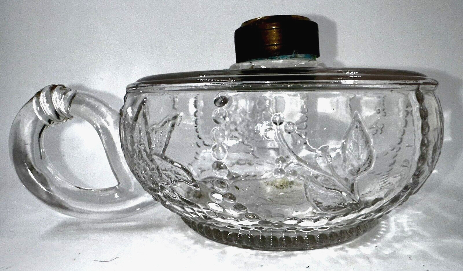 Antique SULTAN / WILD ROSE & BOWKNOT Kerosene Oil Flat Hand Lamp THURO II, 103-k