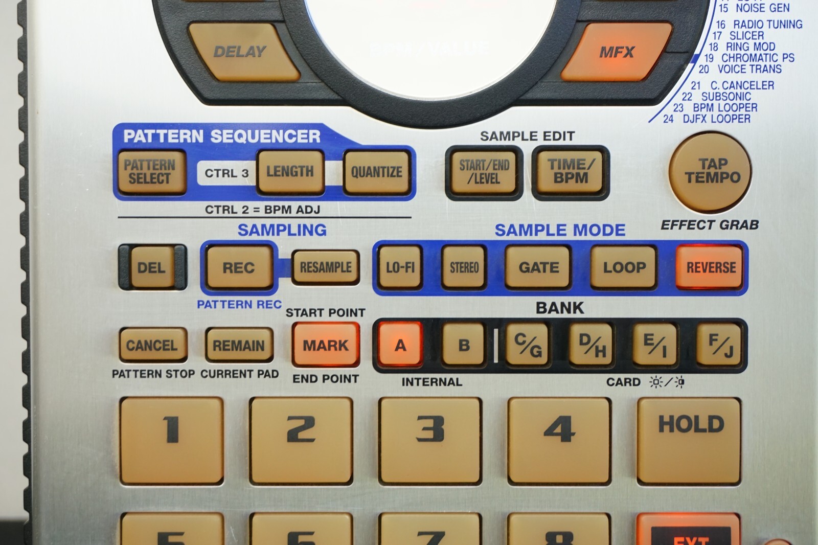 Roland Boss Original SP-404 Silver Lo-Fi Sampler / Drum Machine W/ Box!