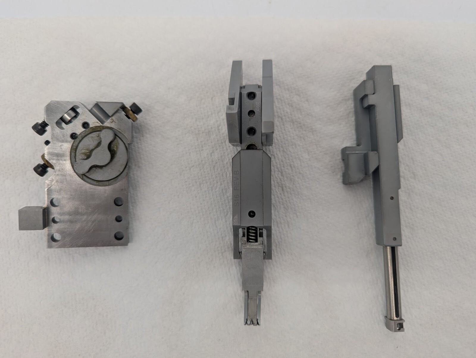 Universal Instruments Radial 8 Insertion Assembly Parts