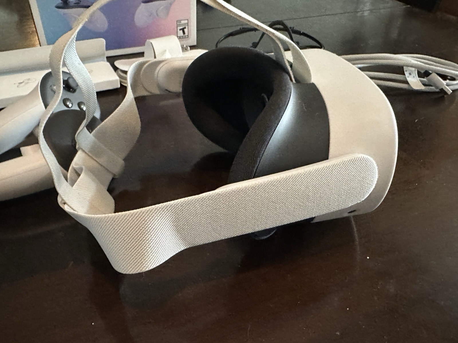 Meta Quest 3S 128GB VR Headset Batman Arkham Shadow Edition