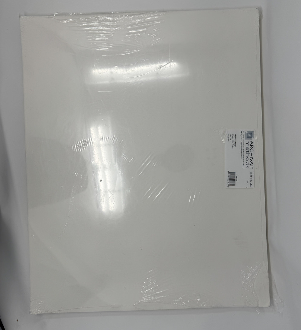 Archival Methods 16x20" White Paper, 100 Sheets *bent corners
