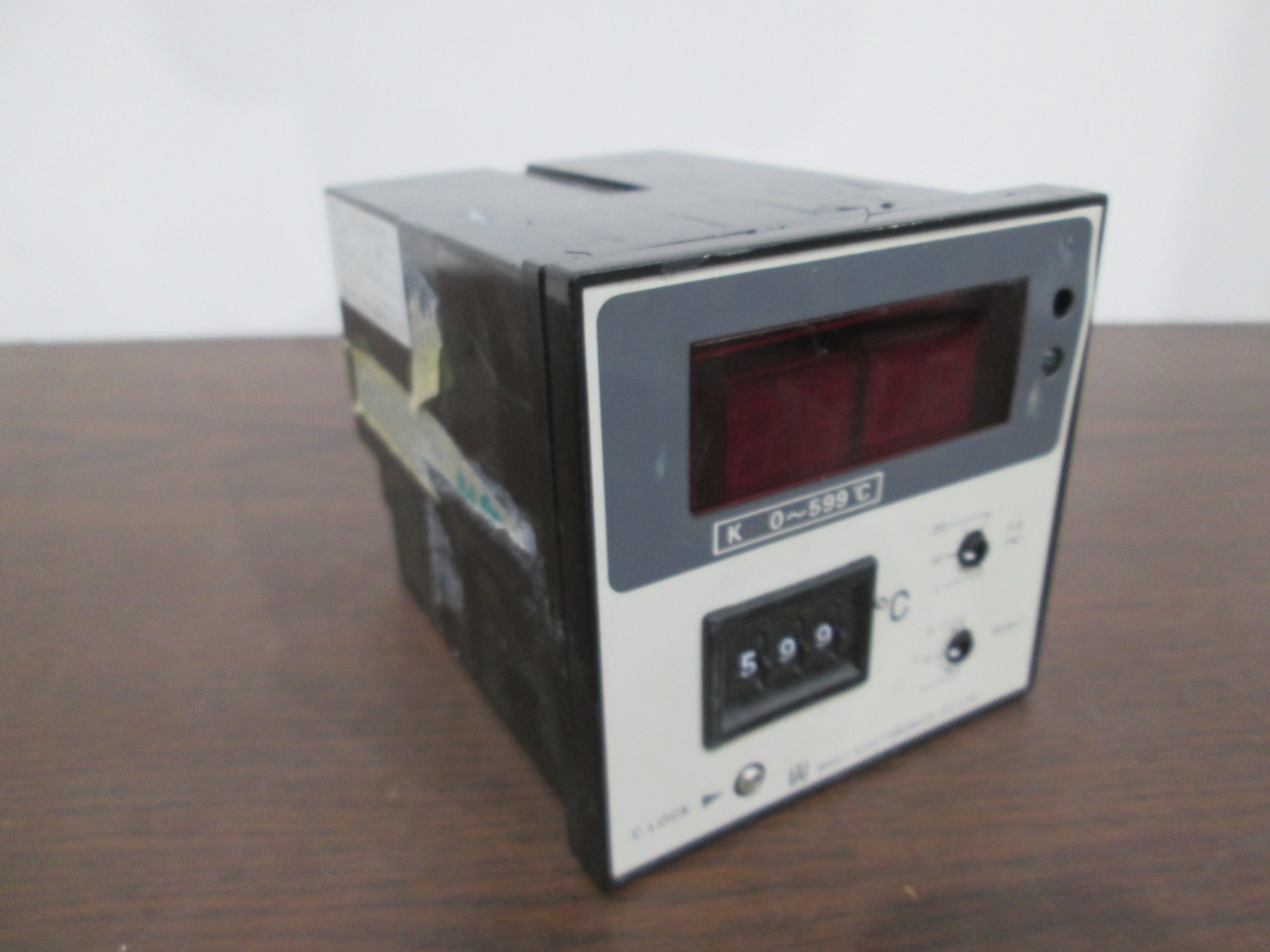West Electronics, DD115-0504CTM, Temperature Controller, Used