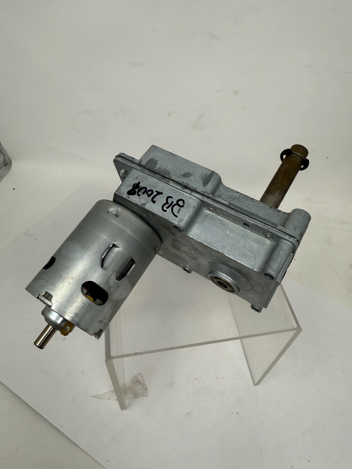 NOS  MOTOR Assy  (3270) ROTARY for ICE games Mini Dunxx Full Court  part# BB2009