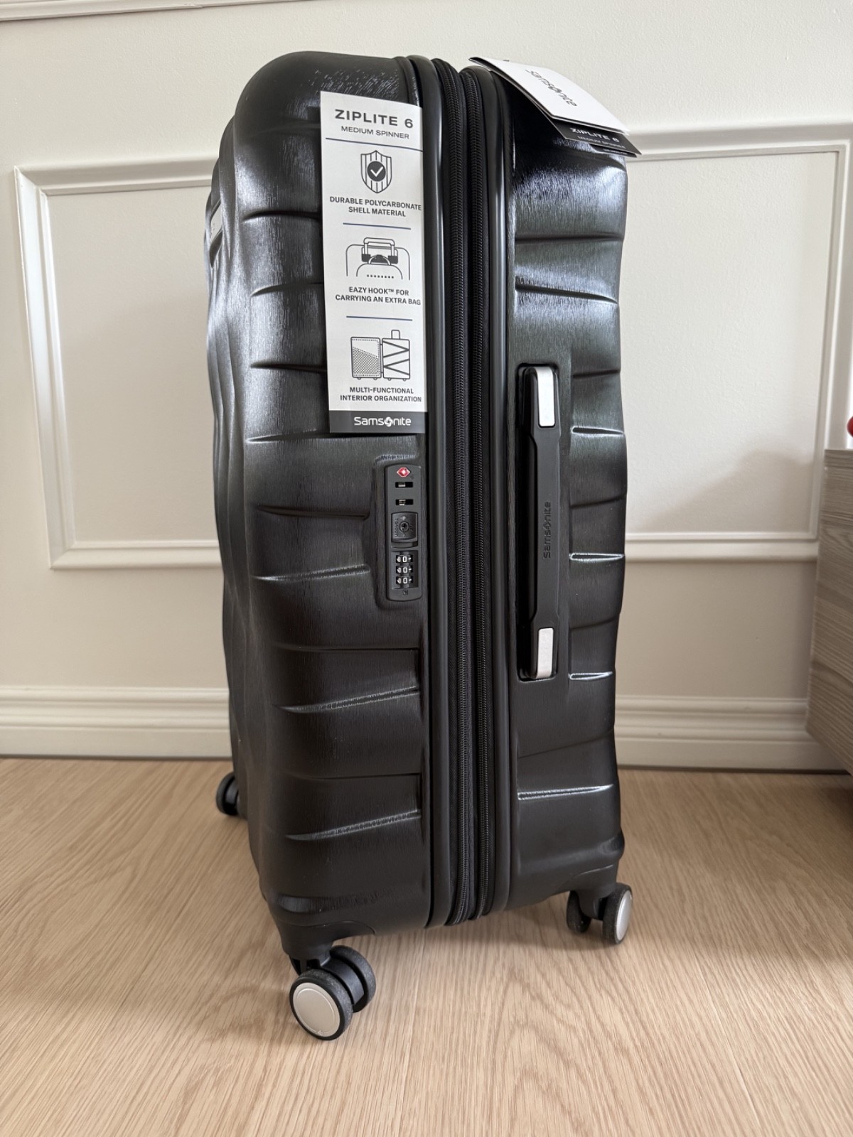 samsonite Ziplite 6 hardside spinner luggage