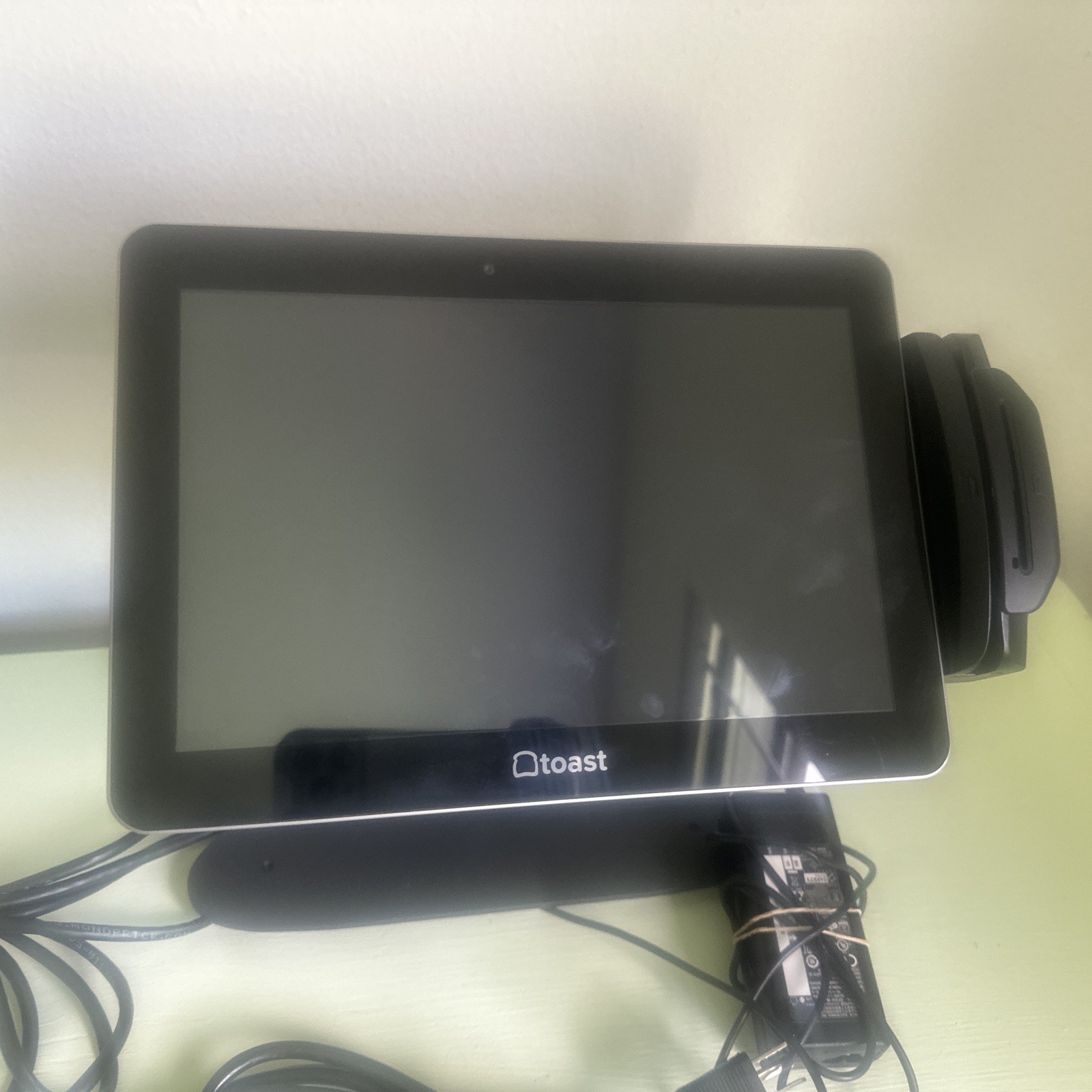 ELO Toast Black i3-10STD 10" Touchscreen Point Of Sale System With Power Supply