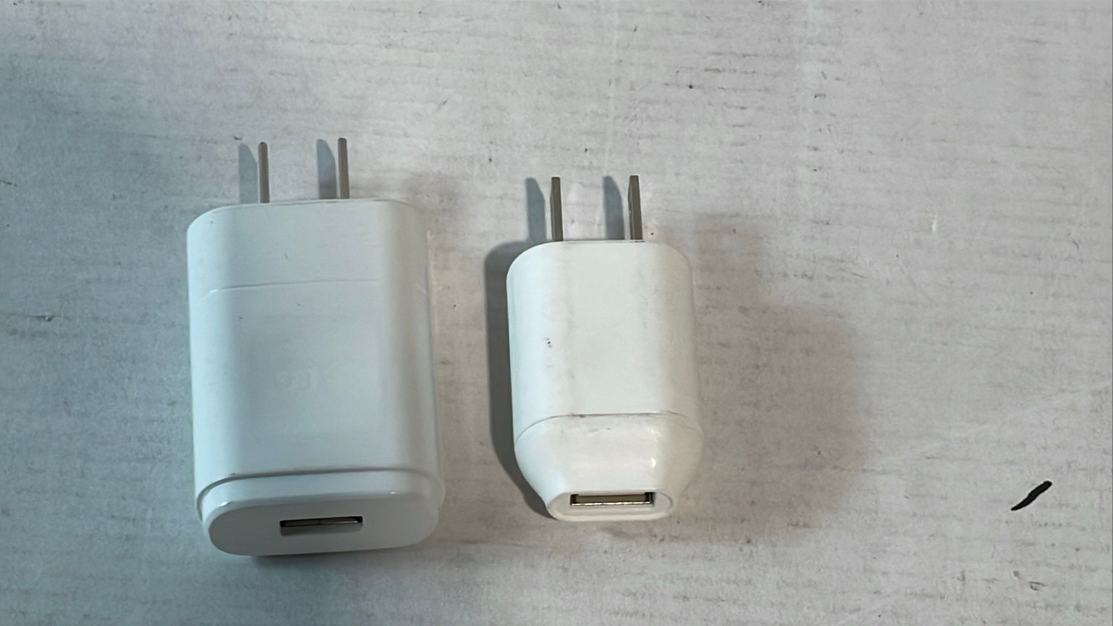 BaseQi SD Adapter Logitech Receiver Linksys Apple Belkin Accessory Bundle