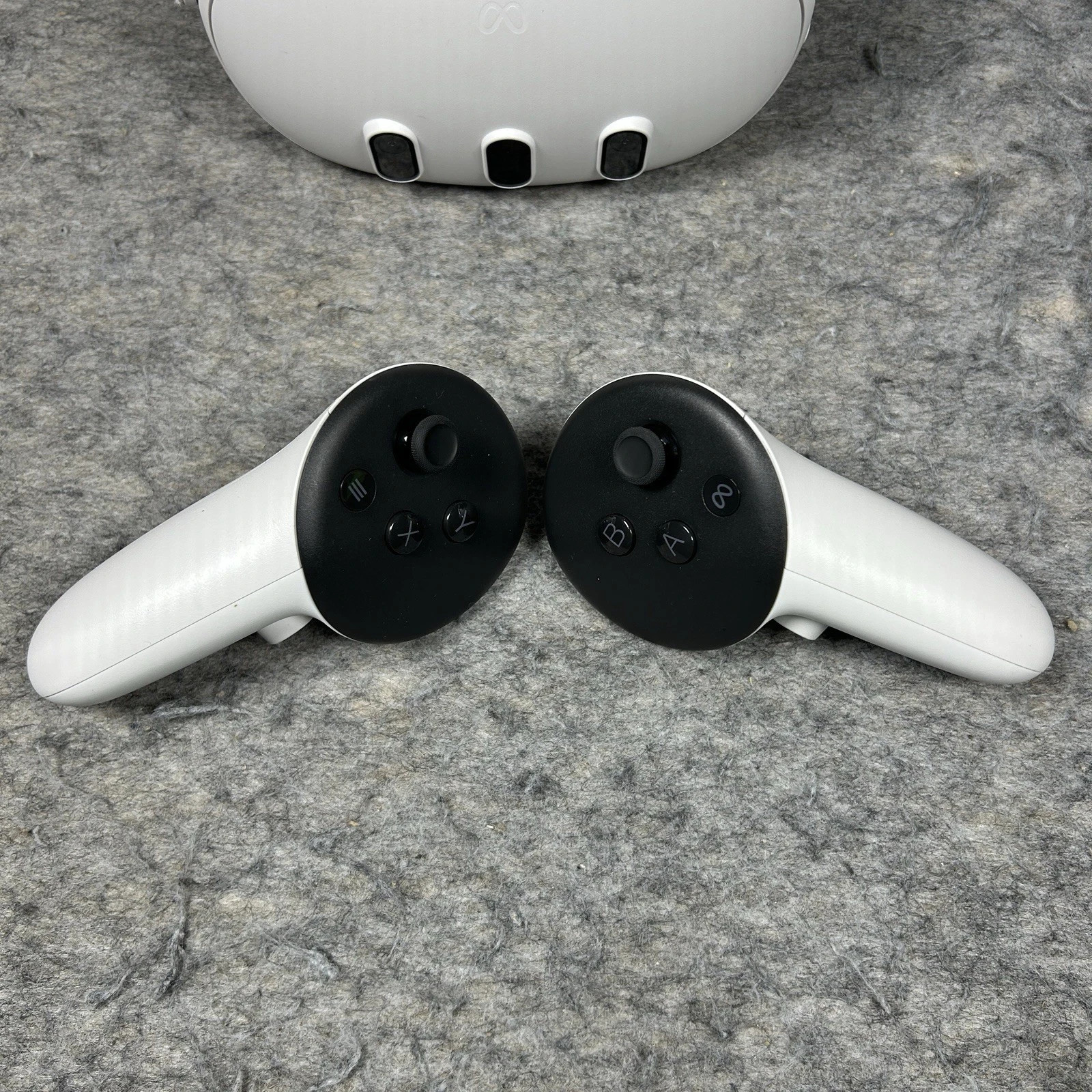 Meta Quest 3 128GB Standalone VR Headset & Controllers