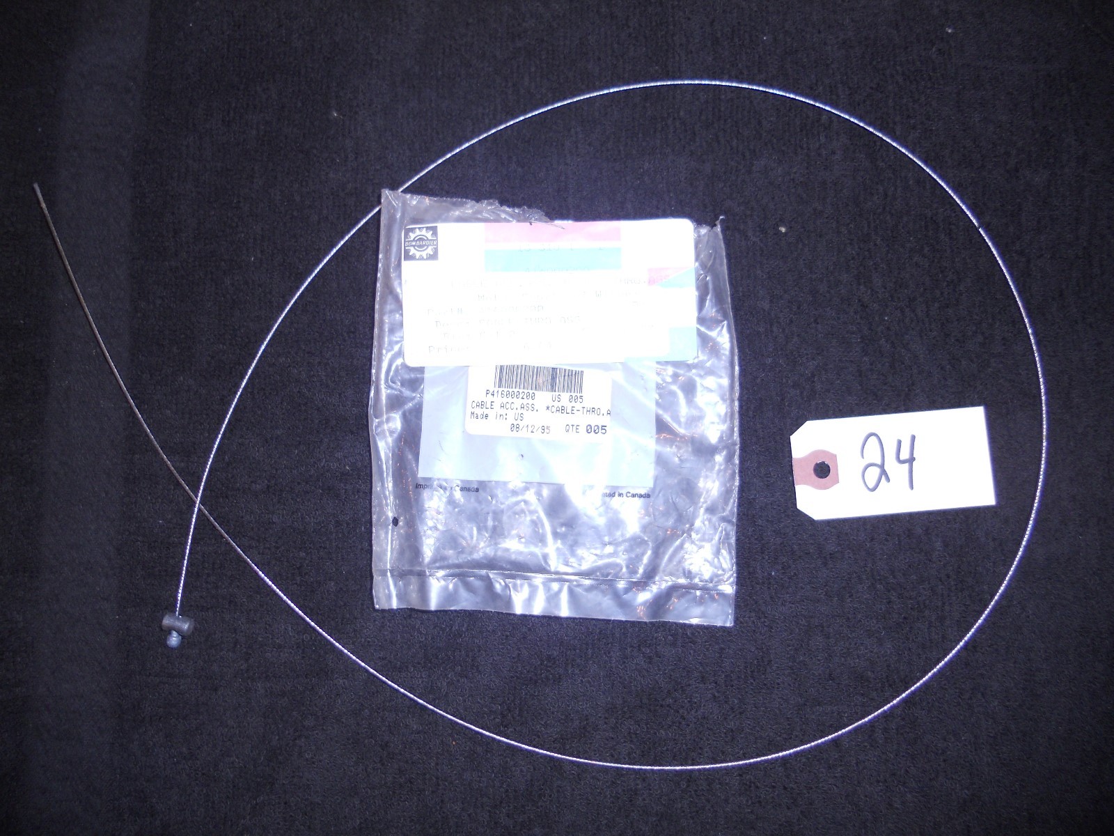 Ski Doo - 40" Cable	New OEM Ens. Cable Acc. Kit Cable Throttle	  416000200