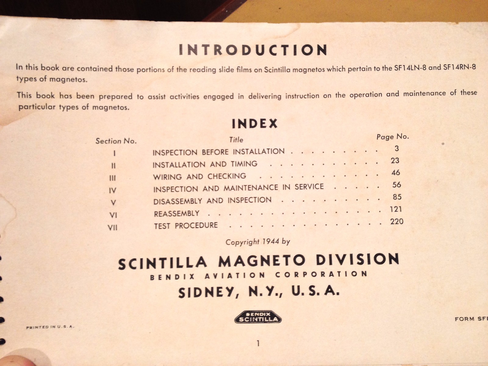 Scintilla SF14RN-8 and SF14LN-8 Magneto Service Training Manual