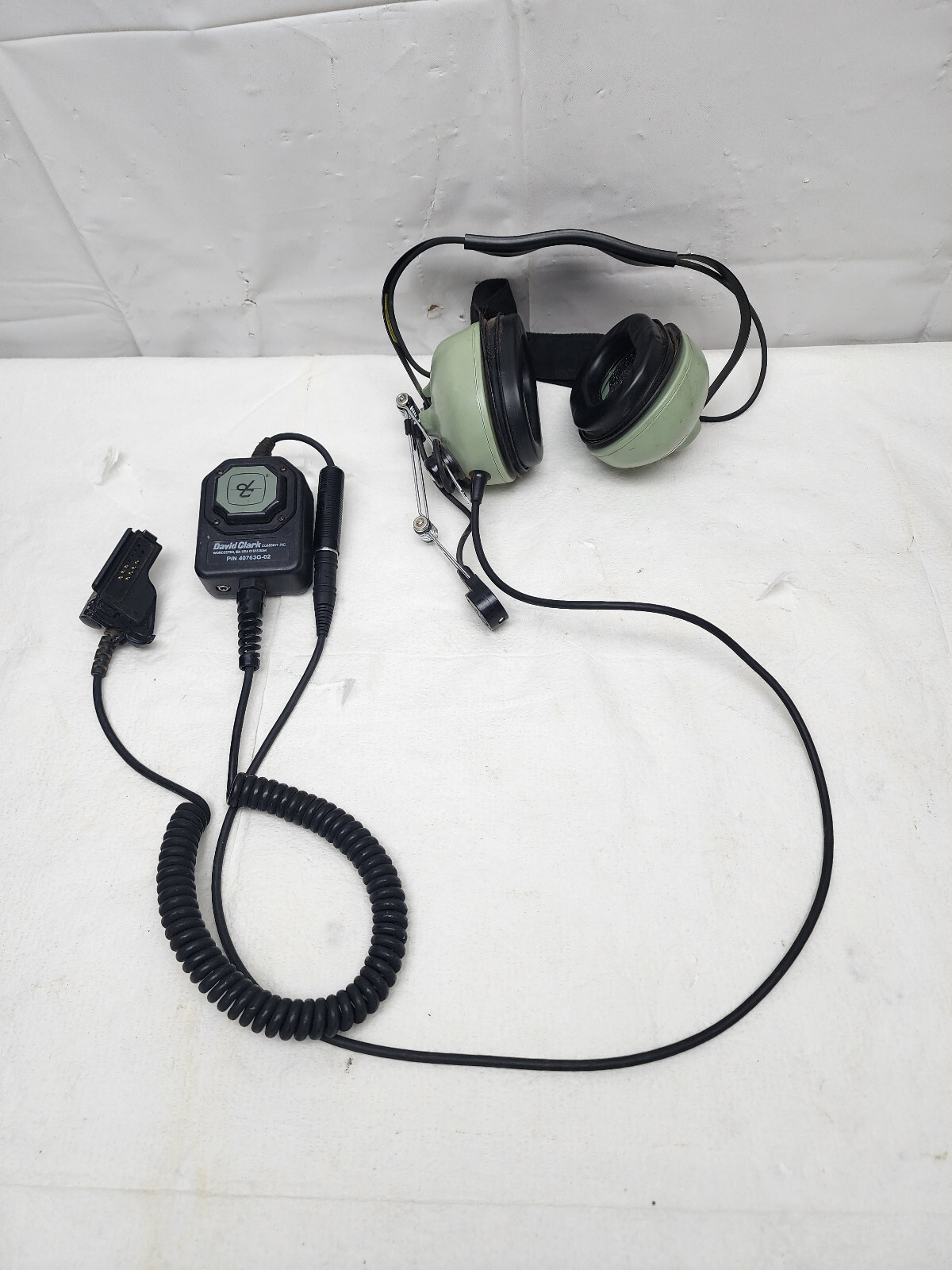 DAVID CLARK Model H7040 Behind-the-Head Head Set, w/  40763G-02 Adapter