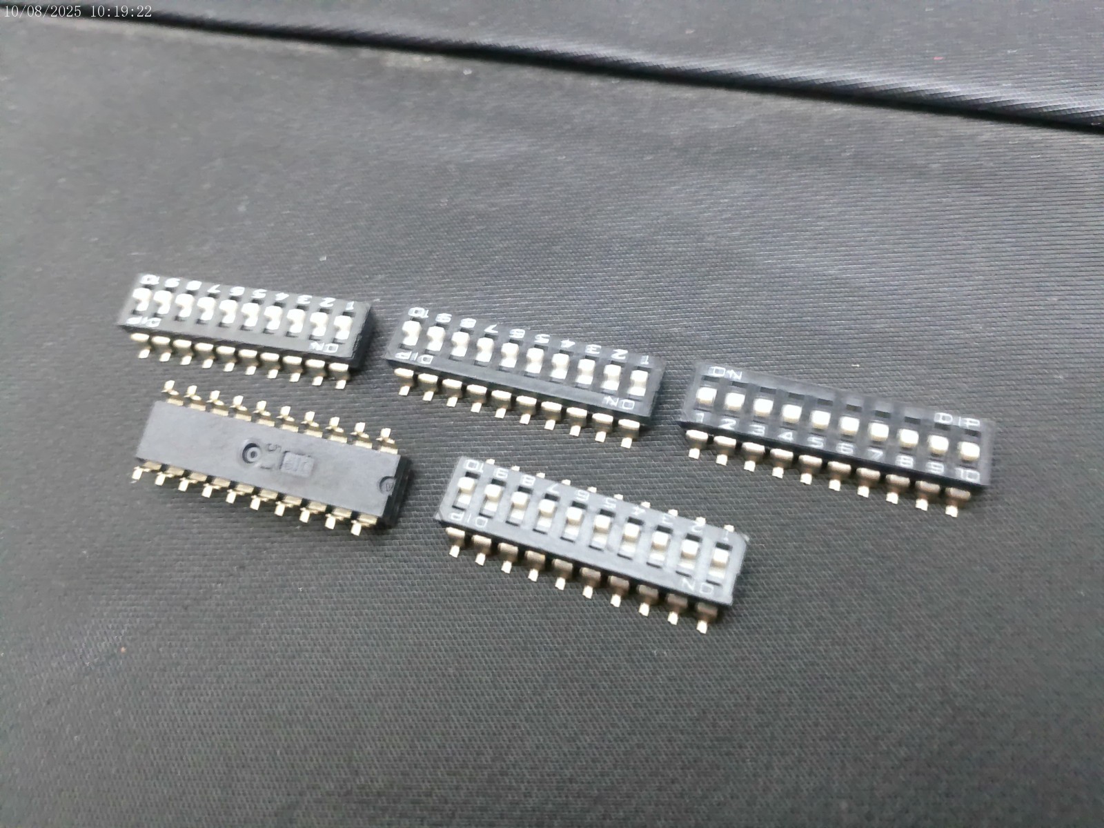 DIPTRONICS NDIR-04S-T-V Switch DIP OFF ON SPST - LOT OF 5 SWITCHES - FAST SHIP