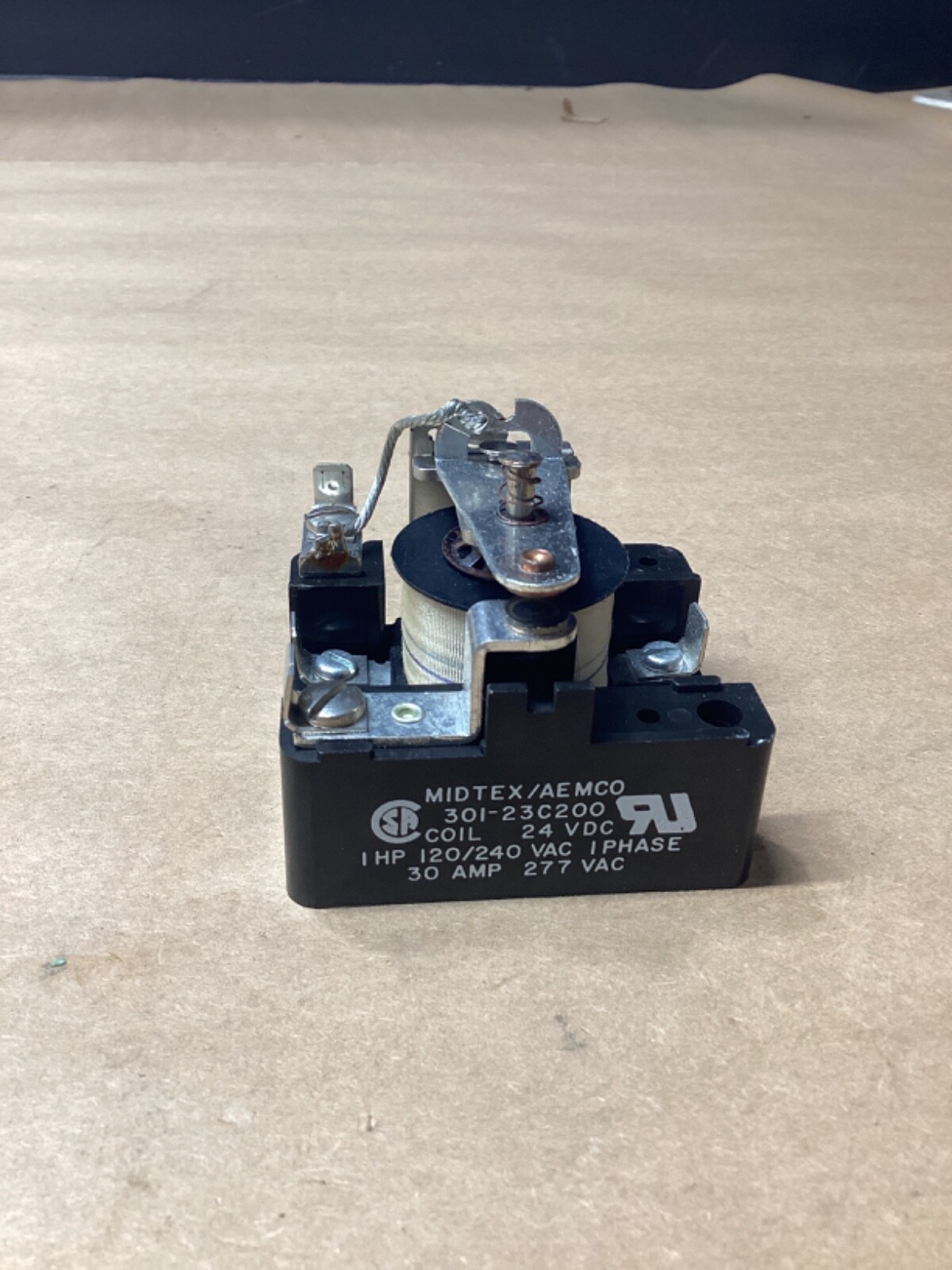 Midtex 301-23C200 Relay 24VDC Coil #110M101*CO