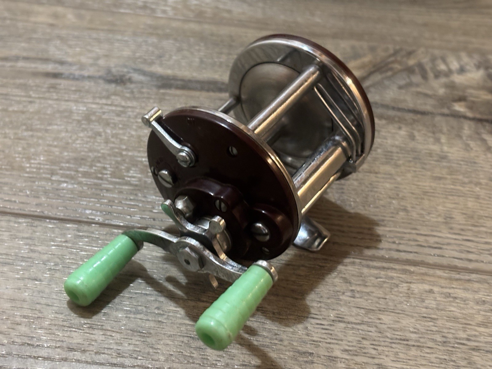 PENN PEER NO. 109, Level Wind, Baitcast Fishing Reel - Vintage