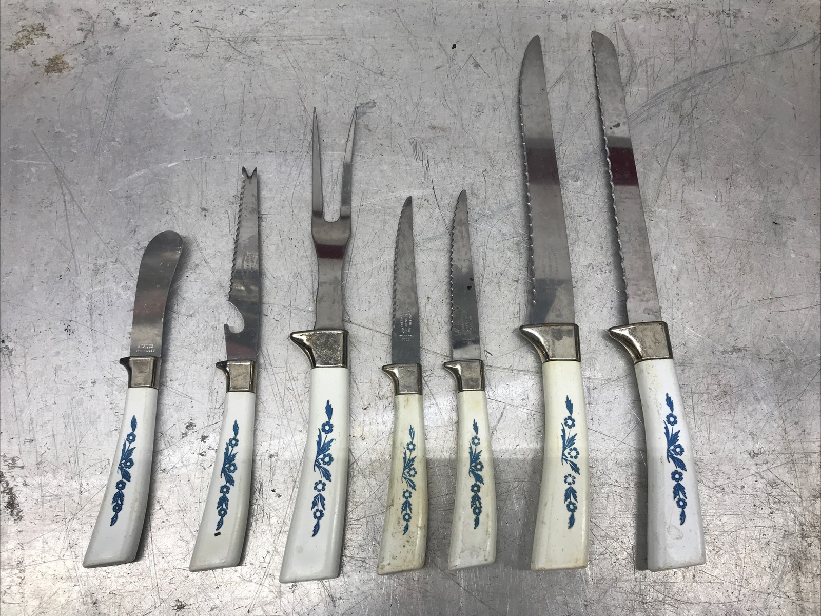 Vintage Cornflower Blue Lifetime Cutlery Knives Sheffield England 7 Piece Lot