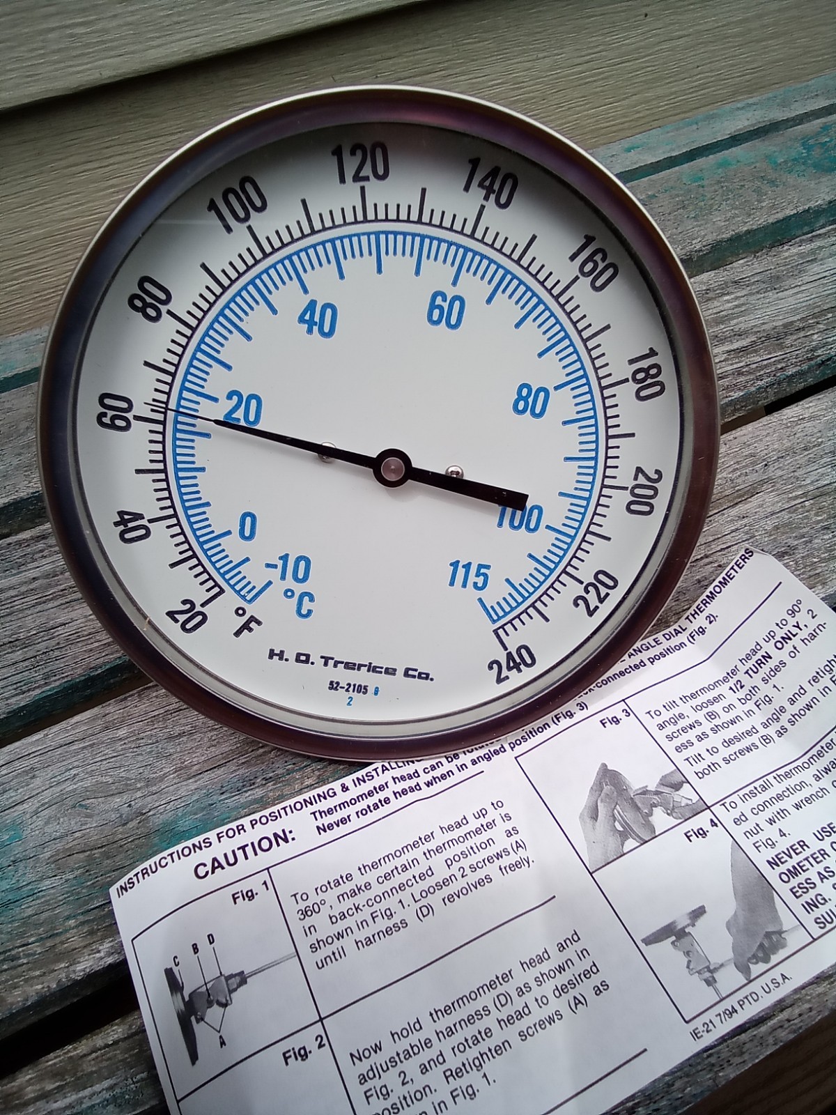H.O. Trerice 52-2105 Bimetal Thermometer 5in 20-240F 1/2" NPT 4" Stem -10/115C