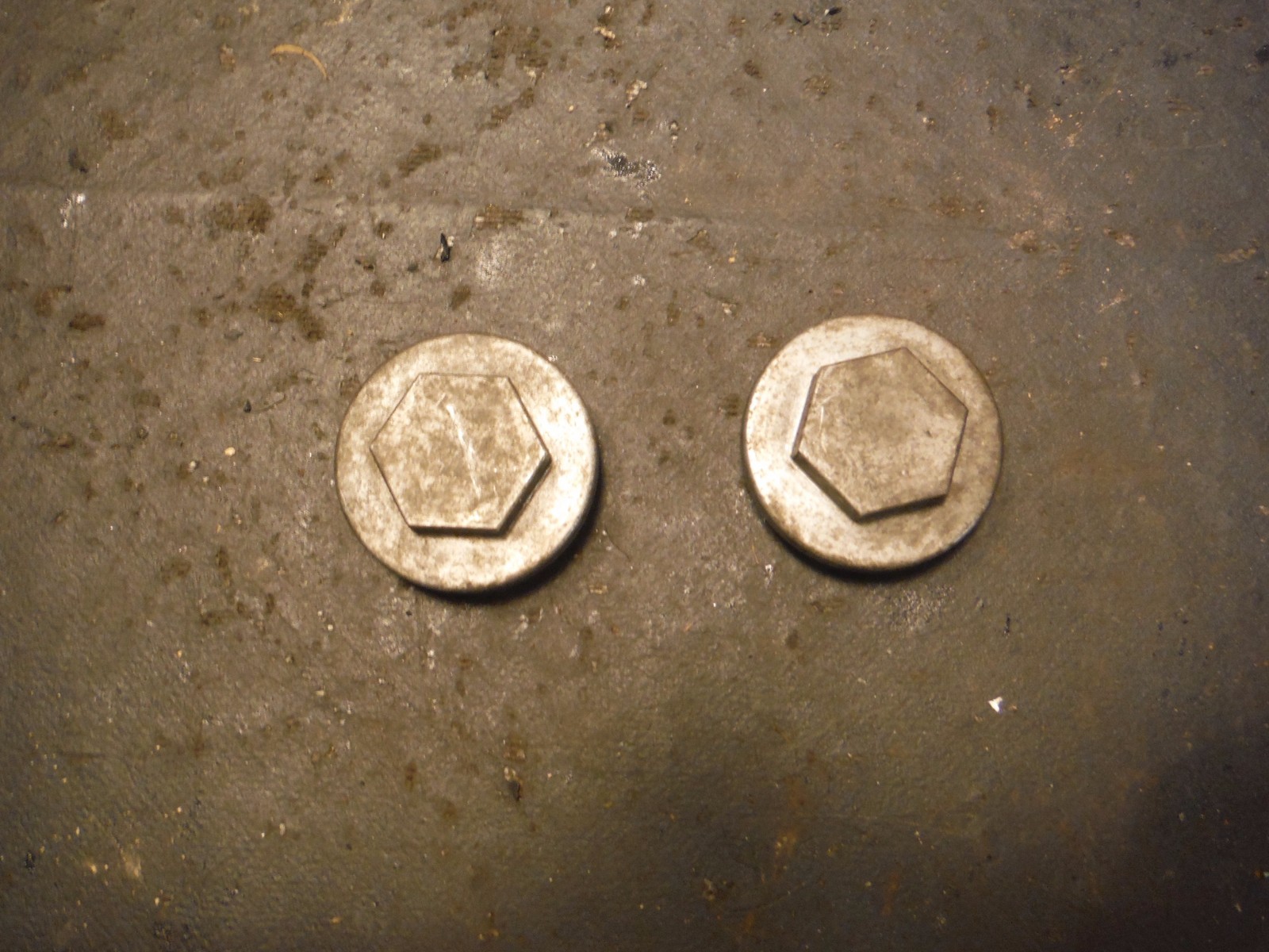 1987 87 88 Kawasaki KZ305LTD KZ305 LTD KZ 305 Valve Adjuster Caps Tappet Cover