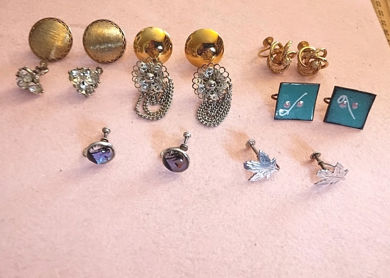 Screw Back Earrings Multicolor Lot O Eight  Pairs