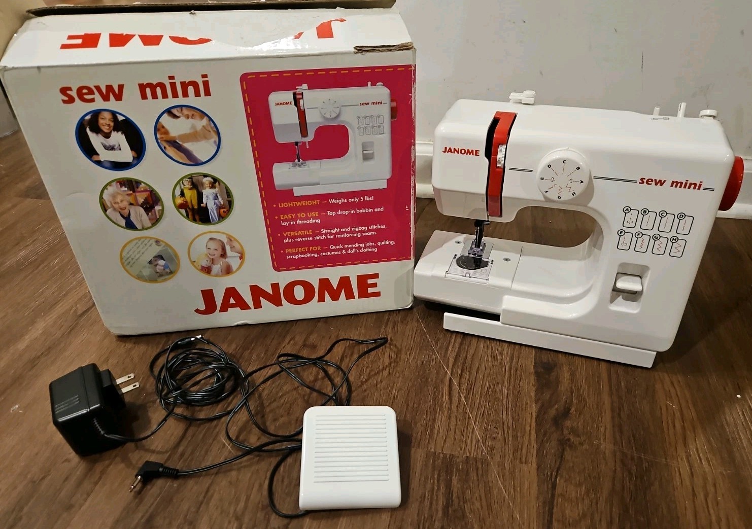 Janome Sew Mini Sewing Machine Compact Portable FOR PARTS AS-IS NOT WORKING