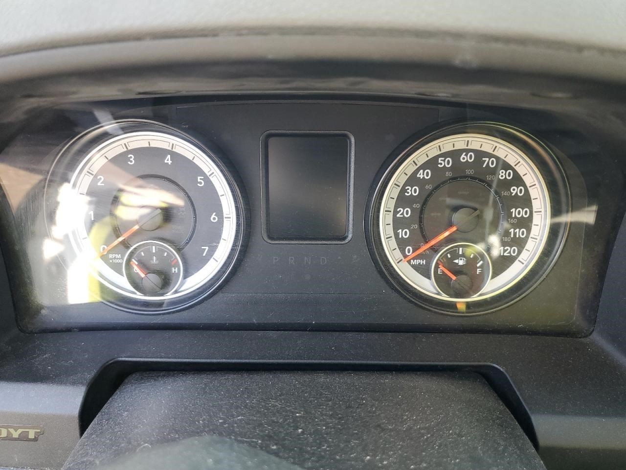 (LOCAL PICKUP ONLY) RAM1500 2015 Air Shutter 2049201