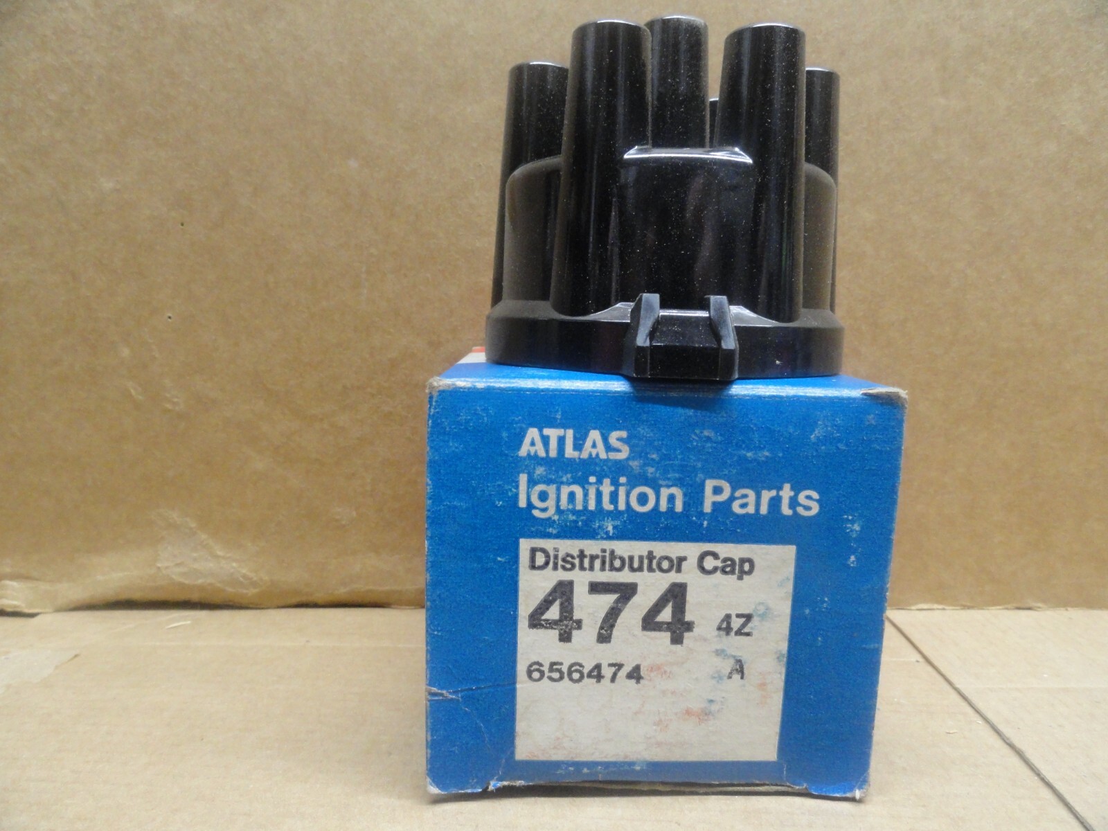 NORS ATLAS 474 Distributor Cap 6564574 NEW old stock