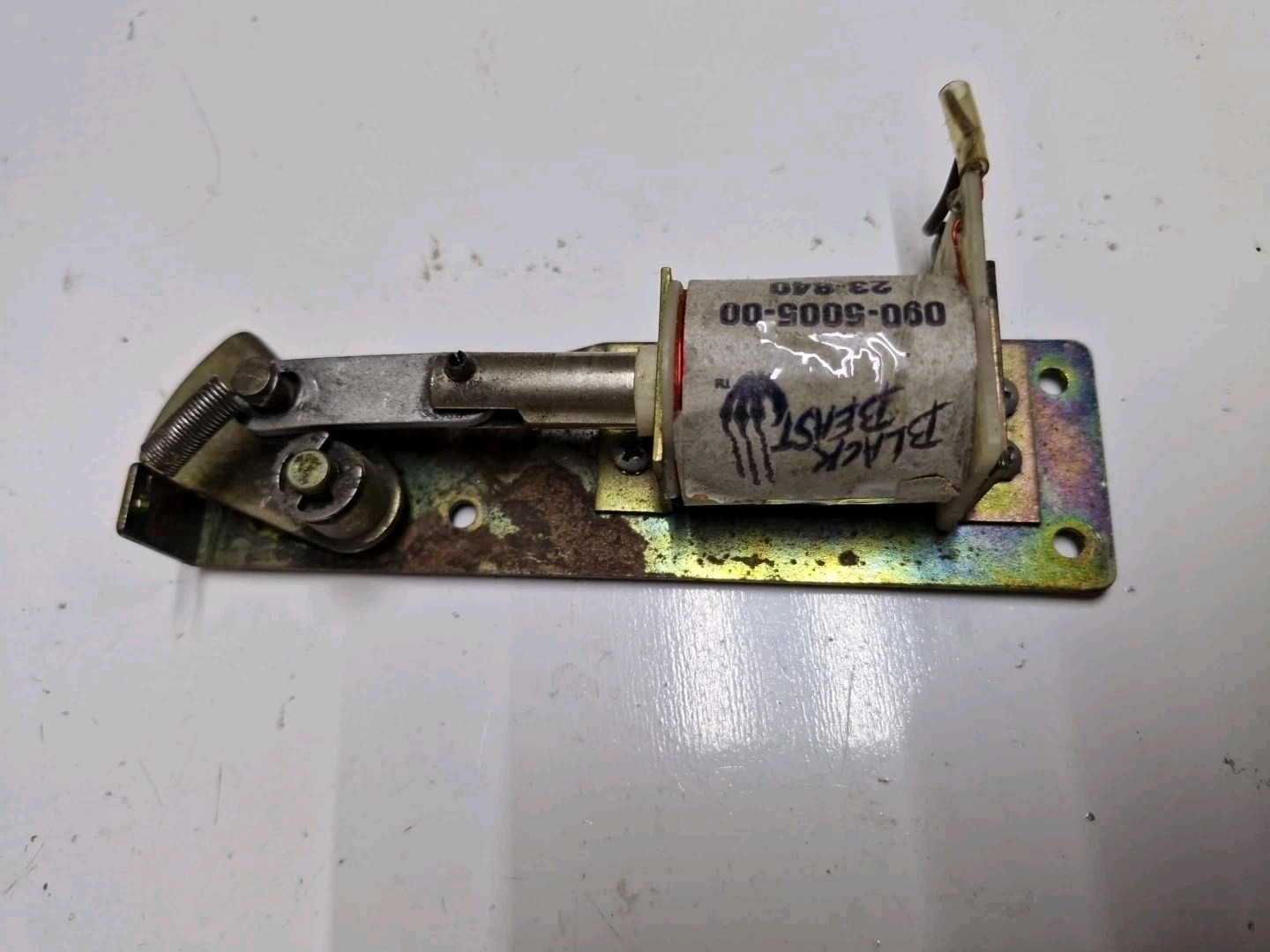 DATA EAST Pinball Machine Knocker Assembly