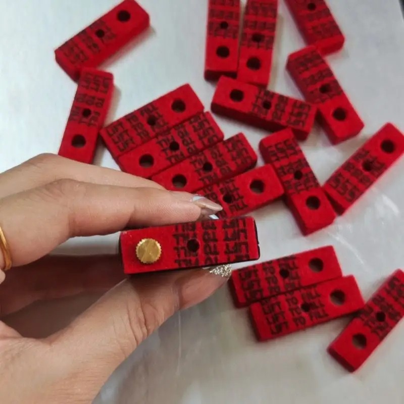 10pcs Red Felt Thick Cotton Bottom Pads for Zippo Zorro Lighter Seals Inner Kits