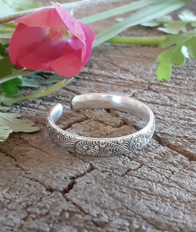 sterling silver thumb ring adjustable with swirls pattern - handmade