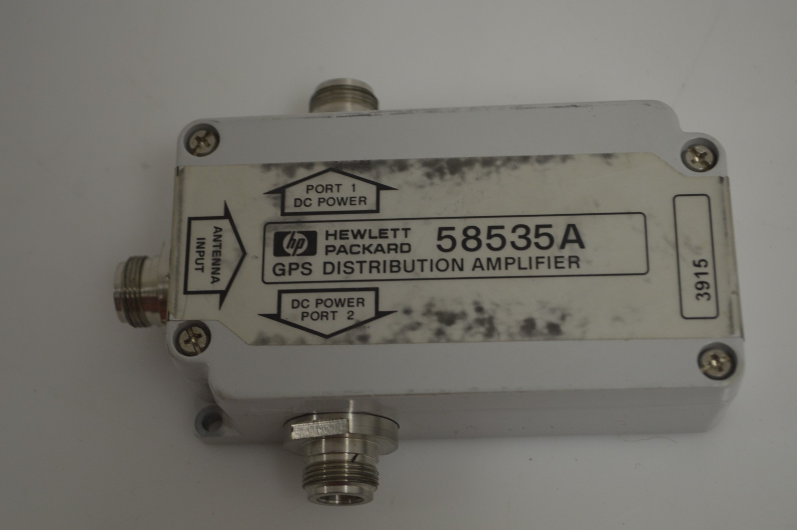*TC* HEWLETT PACKARD 58535A GPS DISTRIBUTION AMPLIFIER (IPS89)