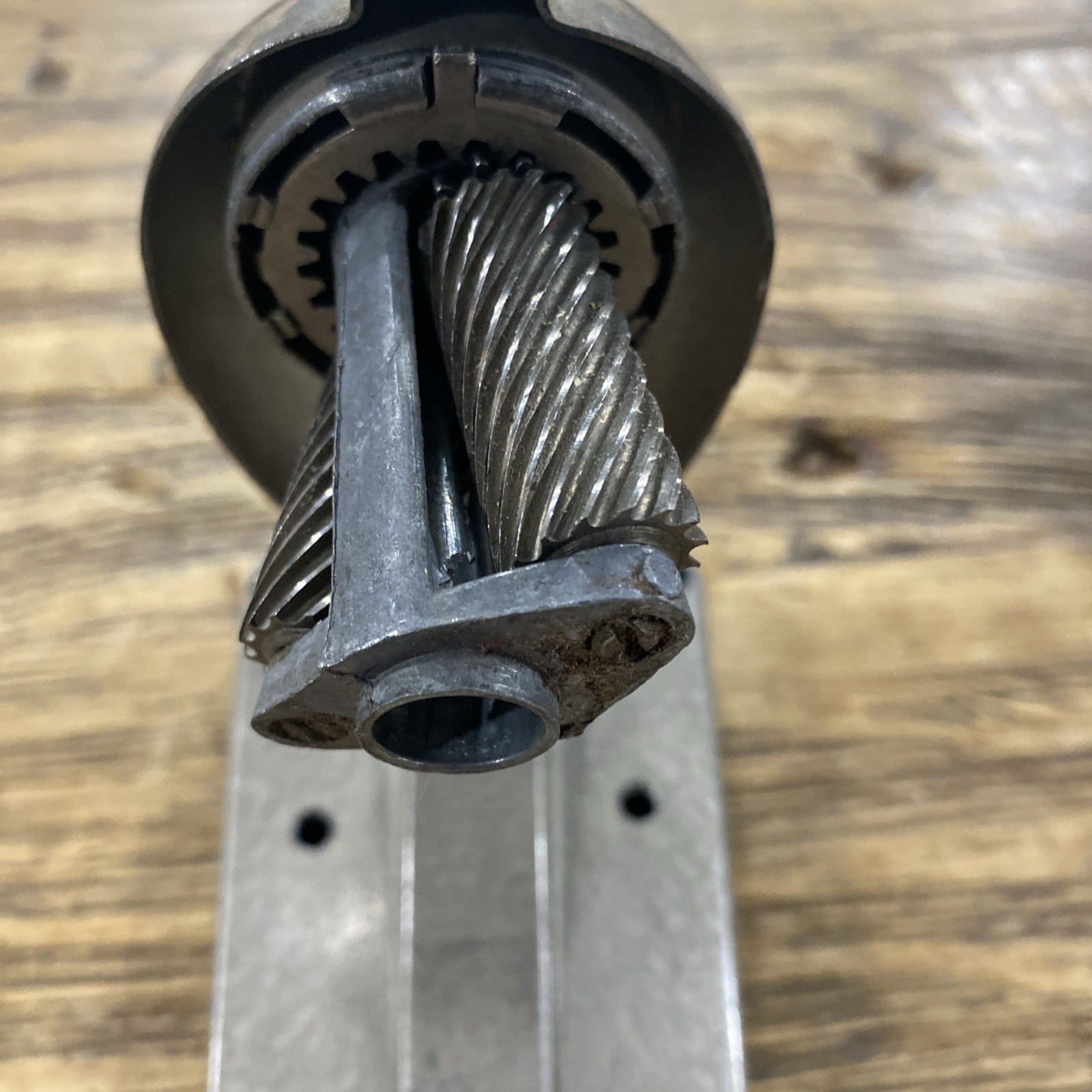 Vintage Boston Vacuum Mount Self-Feeder Manual Table Mount Pencil Sharpener