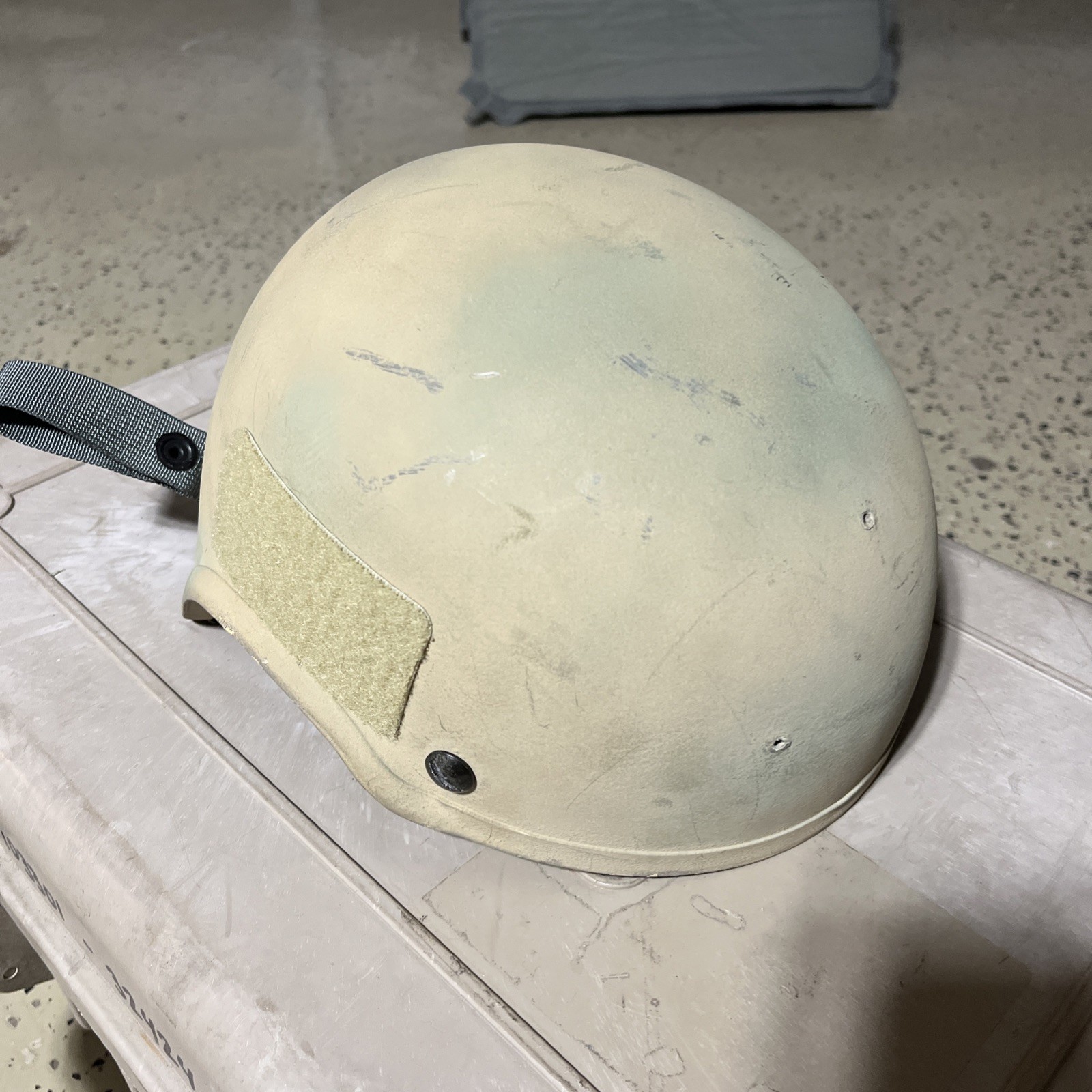SOF High Cut Ballistic ACH Advanced Combat Helmet Tan Medium African made