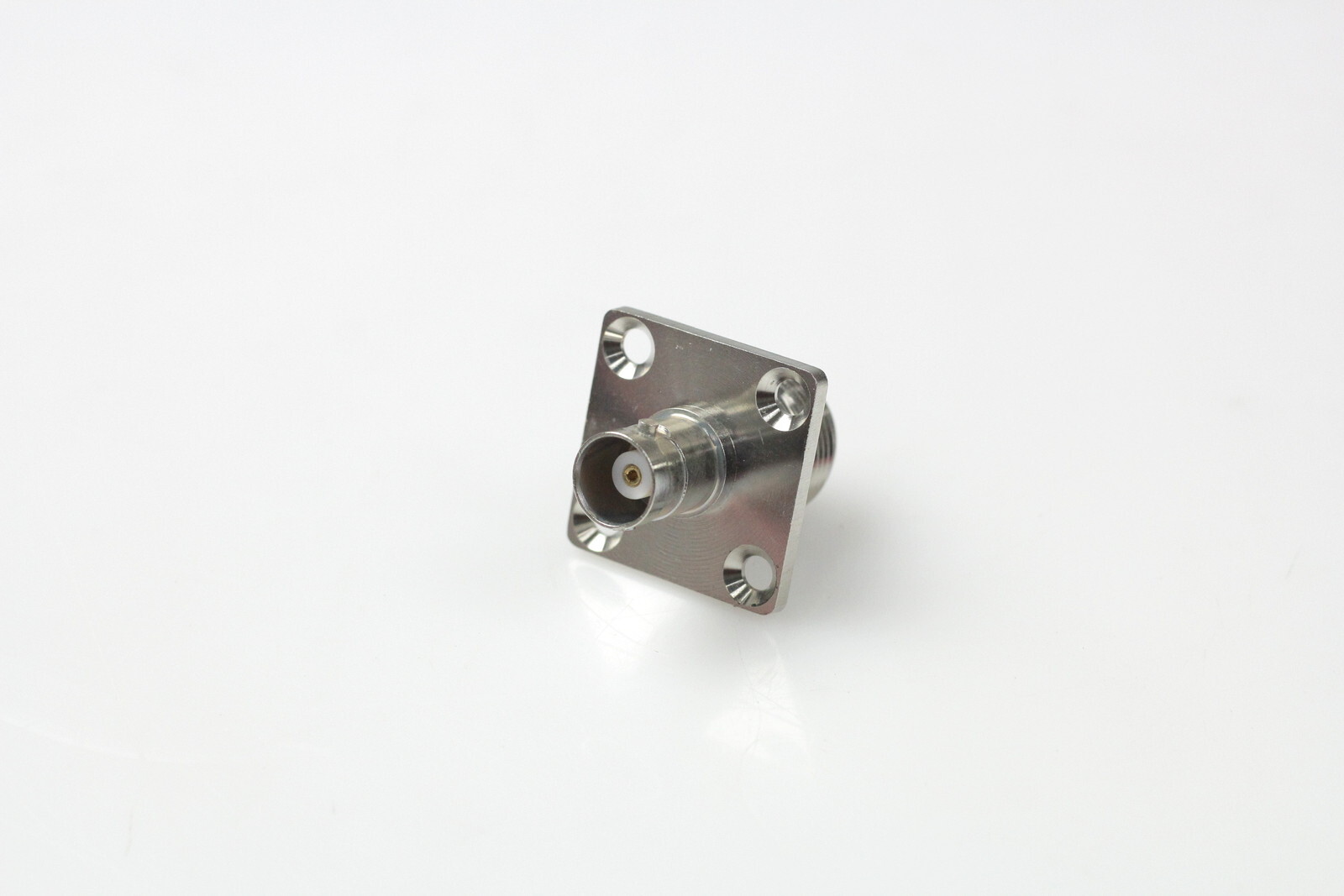 Lot of 5 TRU-3257 Bnc F to N Type F Connector Adapter Flange 4 Hole