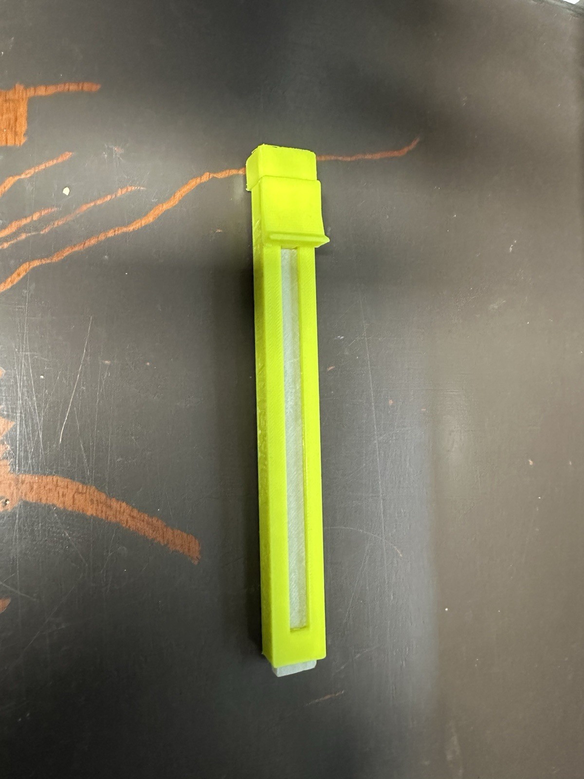 FLAT SOAPSTONE HOLDER