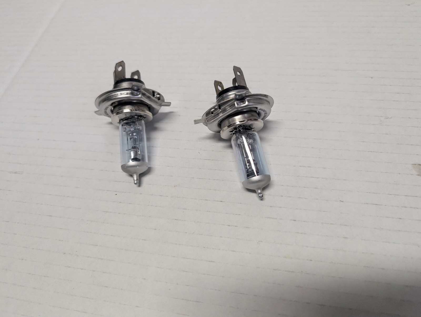 2000 - 06 Honda Insight Halogen Headlight Bulbs 2 Pack H4 3-Prong 12V headlight