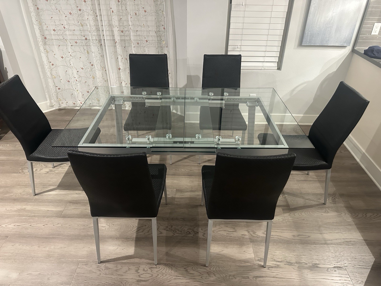 Premium Modern Extendable Glass Dining Table with 6 Chairs Set （local pick up)